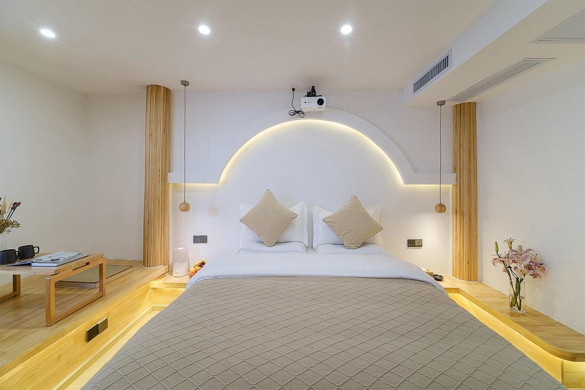 Big Tree Guesthouse - Naxi Old Style ลี่เจียง ภายนอก รูปภาพ