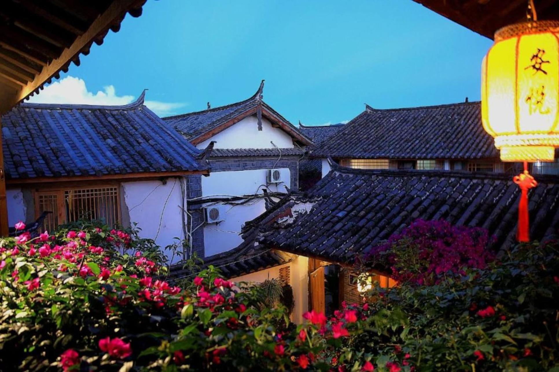 Big Tree Guesthouse - Naxi Old Style ลี่เจียง ภายนอก รูปภาพ