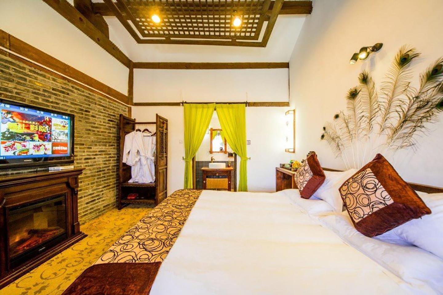 Big Tree Guesthouse - Naxi Old Style ลี่เจียง ภายนอก รูปภาพ